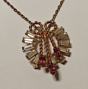 Vintage Signed Raphael Magenta Pink & Clear Crystal Brooch/ Pendant